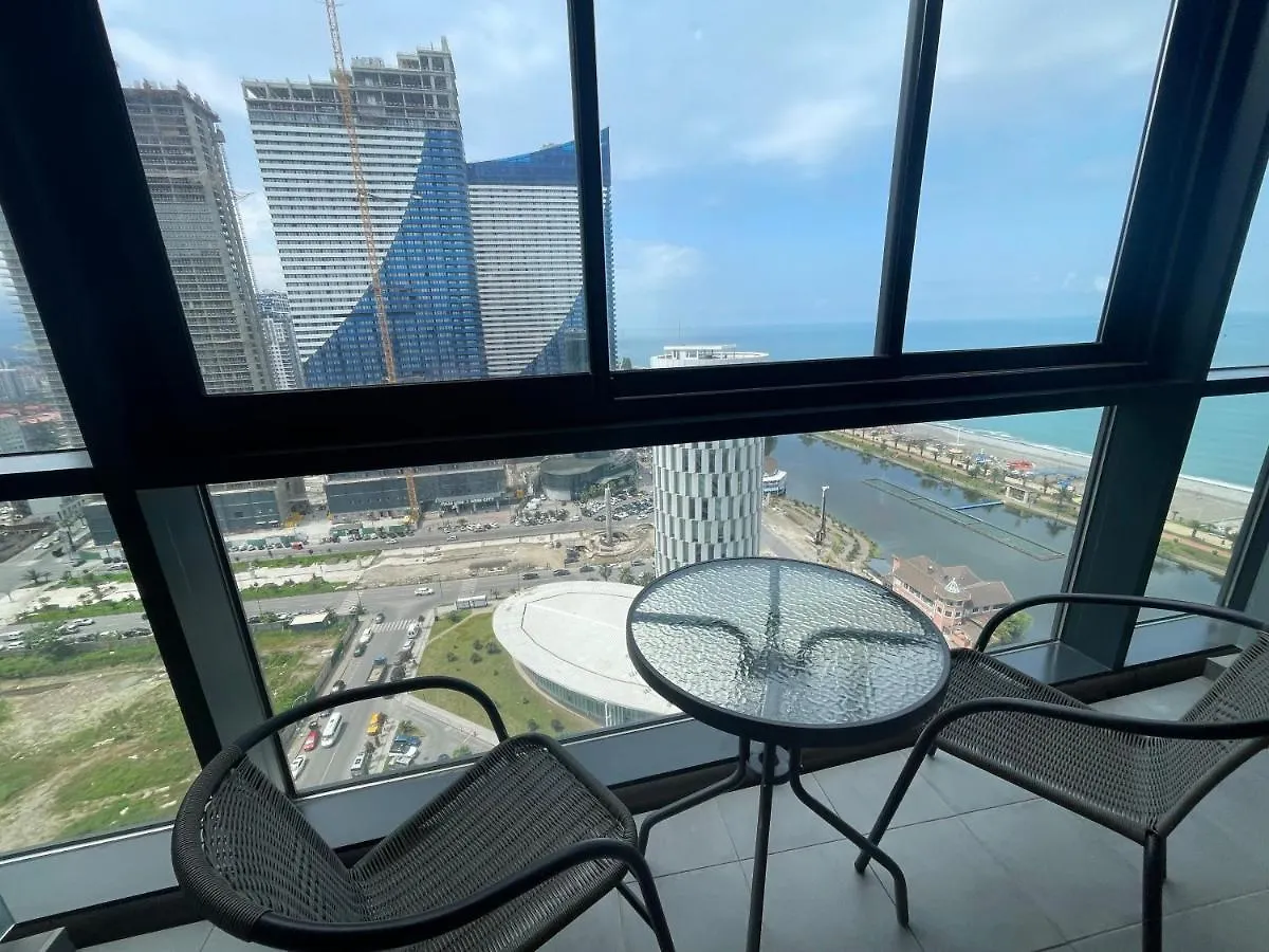 Paradise Apartments باتومي